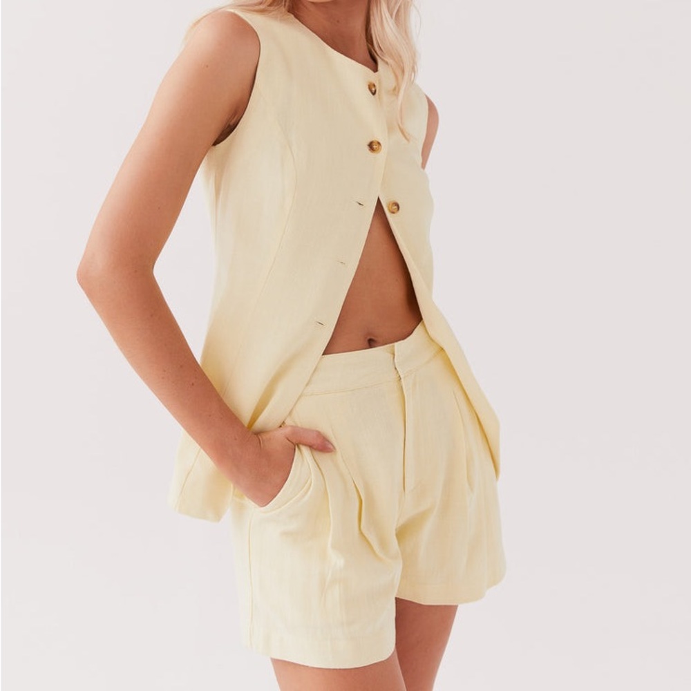 Peppermayo Exclusive - Born For Bordeaux Linen Shorts - Lemon